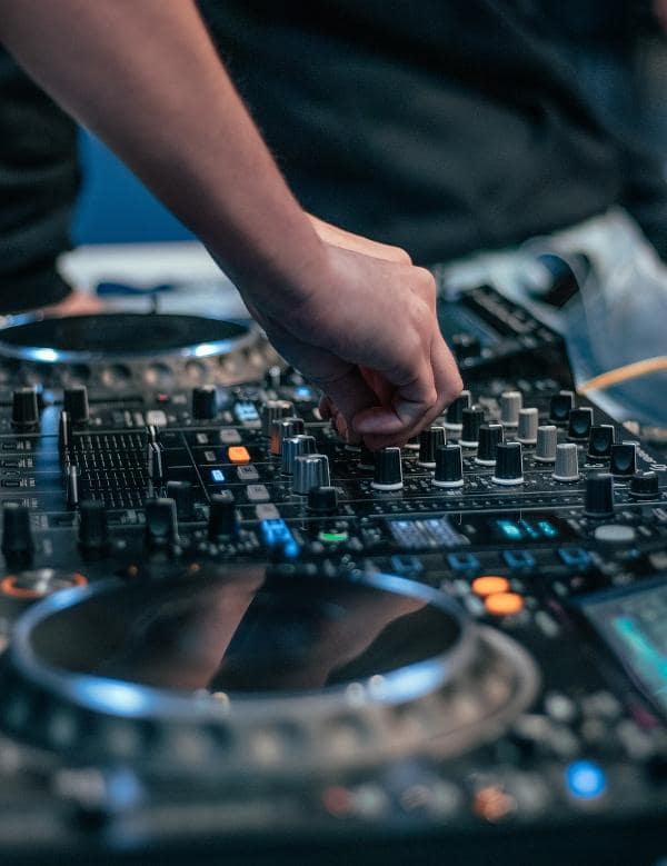 DJ nunta, DJ cununie, dj nunti Bucuresti-Ilfov